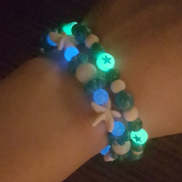 🌊🌟 Luminous Sea Star Bracelet Set - Picture 5 of 7